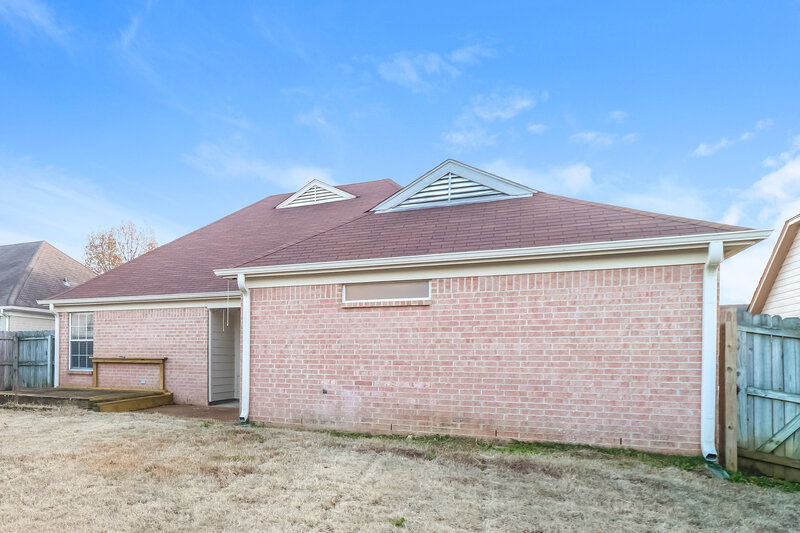 1,705/Mo, 9996 Houston Birch Dr Cordova, TN 38016 Rear View 2