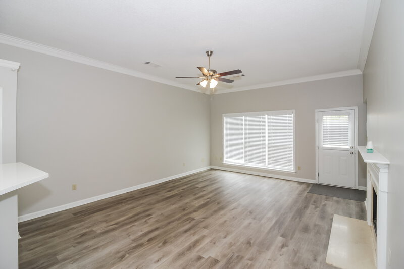 1,920/Mo, 8632 Brer Rabbit Cv Cordova, TN 38018 Living Room View