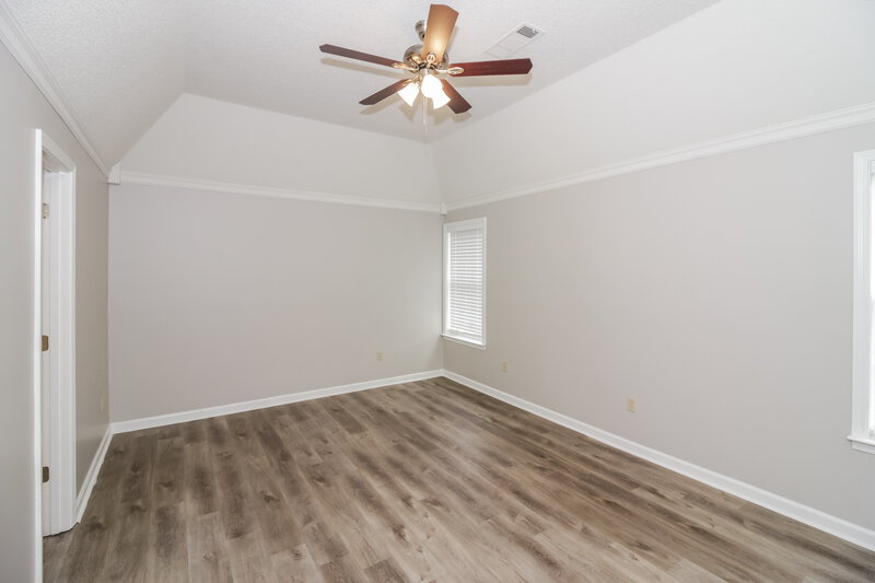 1,920/Mo, 8632 Brer Rabbit Cv Cordova, TN 38018 Main Bedroom View 2