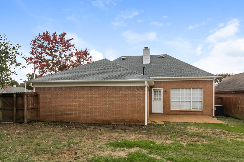 1,920/Mo, 8632 Brer Rabbit Cv Cordova, TN 38018 Rear View 2