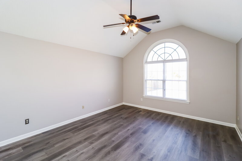 2,065/Mo, 10050 Bloomsbury Ave Cordova, TN 38016 Main Bedroom View