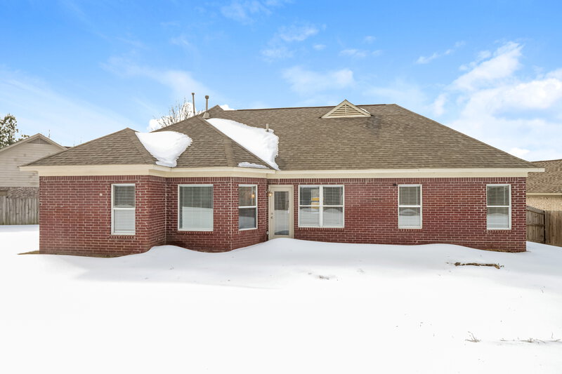 1,730/Mo, 45 Sadie Cv Oakland, TN 38060 Rear View