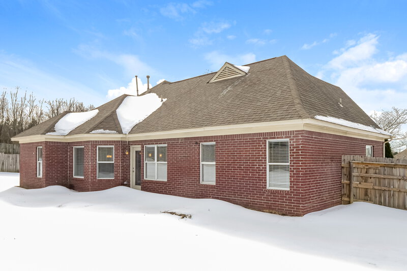 1,730/Mo, 45 Sadie Cv Oakland, TN 38060 Rear View 2