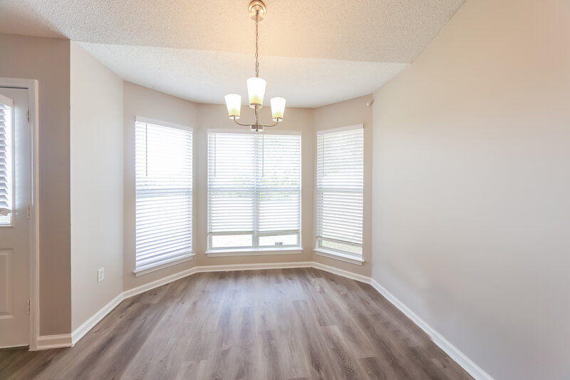 1,645/Mo, 1202 Central Park Cv Southaven, MS 38671 Dining Room View
