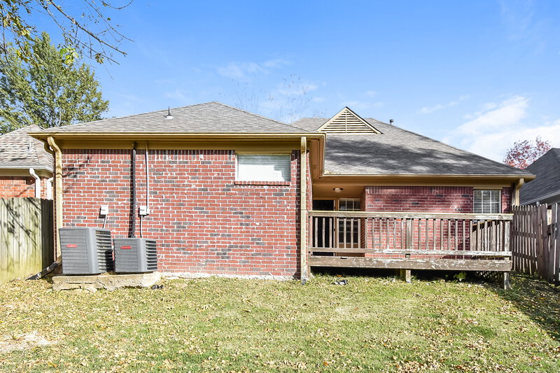 1,655/Mo, 8457 Regal Bend Dr Olive Branch, MS 38654 Rear View 2