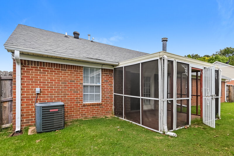 1,595/Mo, 2553 Bryce Cv Horn Lake, MS 38637 Rear View