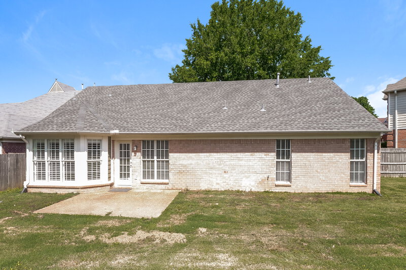 1,795/Mo, 1486 Mcallen Cv Cordova, TN 38016 Rear View 2