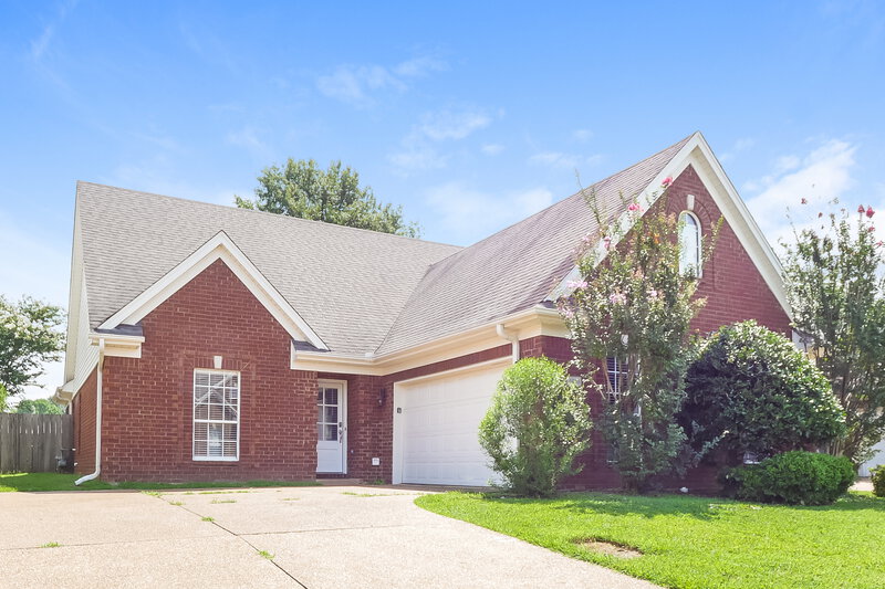 2,005/Mo, 4480 Aberton Dr Southaven, MS 38672 Front View