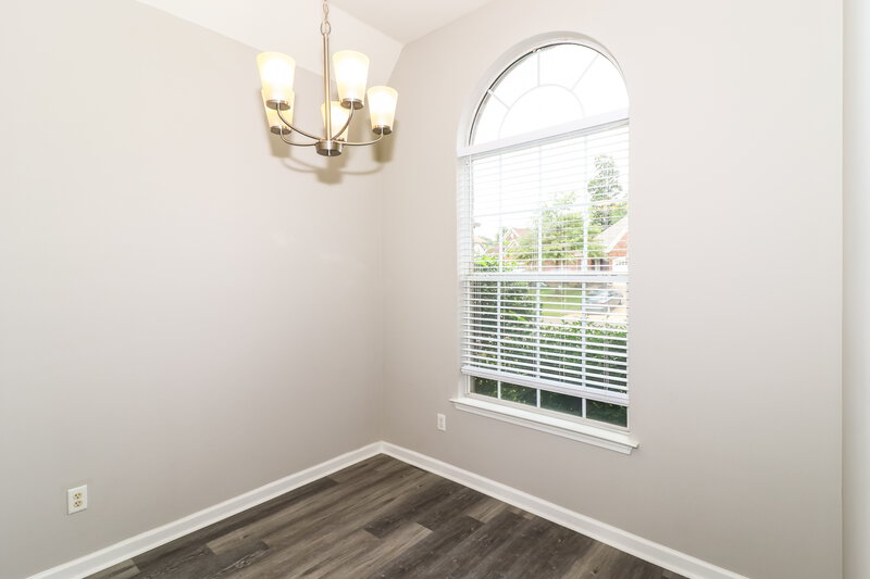 2,300/Mo, 4919 Indian Walk Ln Arlington, TN 38002 Dining Room View