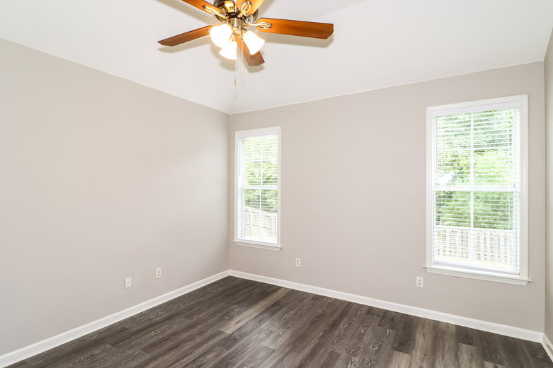 2,300/Mo, 4919 Indian Walk Ln Arlington, TN 38002 Main Bedroom View