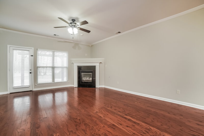 2,295/Mo, 797 Fairway Pointe Cv Hernando, MS 38632 Living Room View