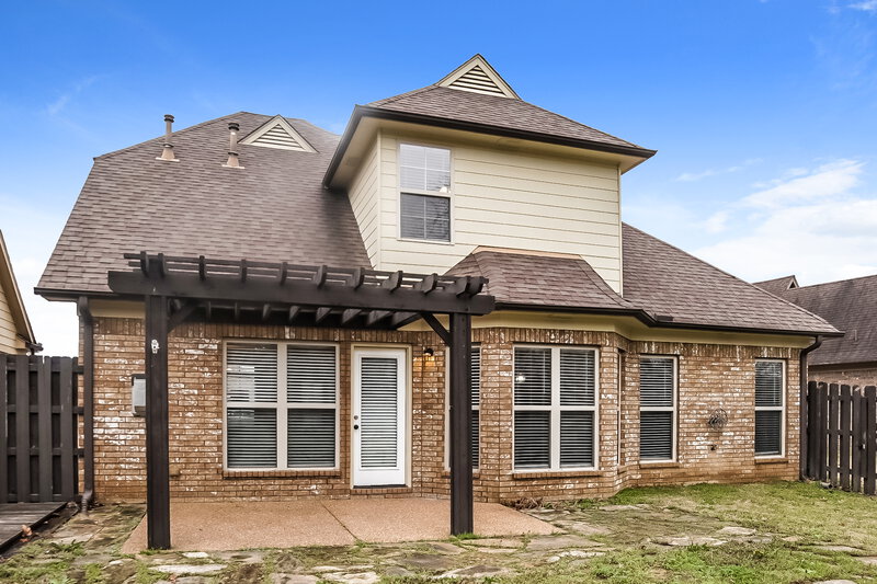 2,295/Mo, 797 Fairway Pointe Cv Hernando, MS 38632 Rear View 2