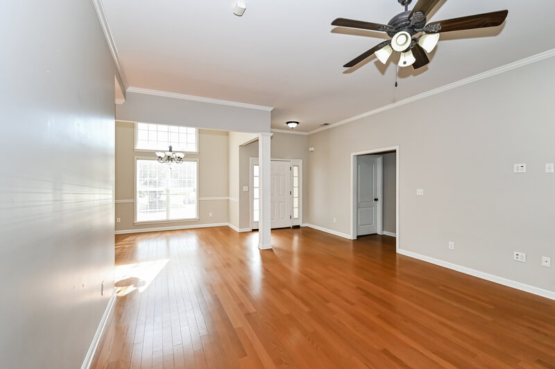 2,245/Mo, 430 Calloway Cv Hernando, MS 38632 Living Room View