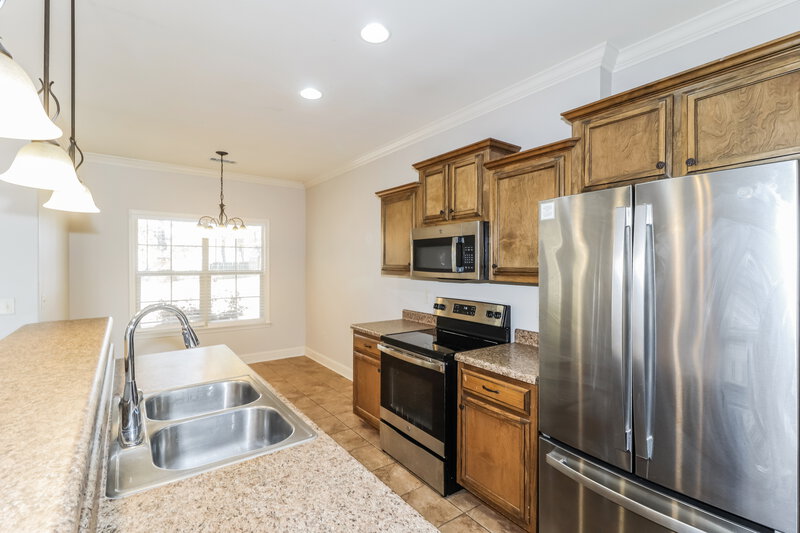 1,995/Mo, 706 Bending Oak S Hernando, MS 38632 Kitchen View 2