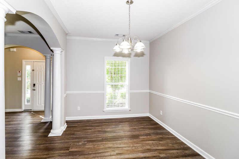 2,330/Mo, 8635 Valmont Cir Memphis, TN 38016 Dining Room View