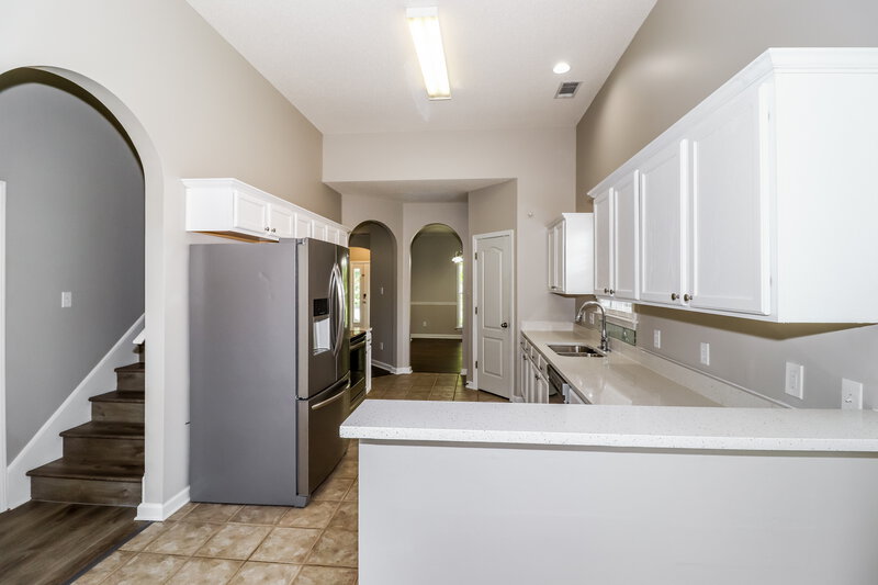 2,330/Mo, 8635 Valmont Cir Memphis, TN 38016 Kitchen View 2