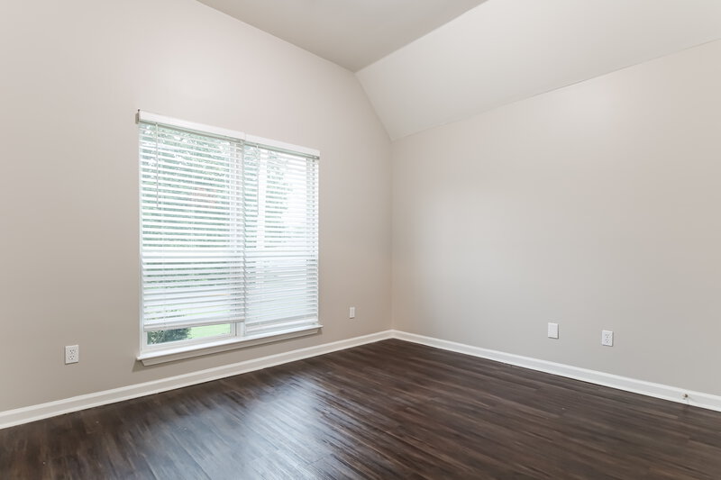 1,990/Mo, 9430 Grove Rd Cordova, TN 38016 Bedroom View 4