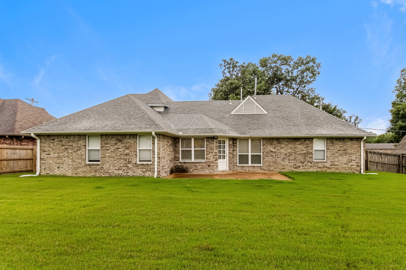 1,990/Mo, 9430 Grove Rd Cordova, TN 38016 Rear View 2