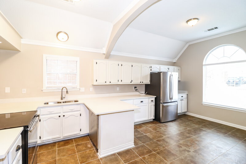 2,550/Mo, 3099 Brandon Way Ln Lakeland, TN 38002 Kitchen View
