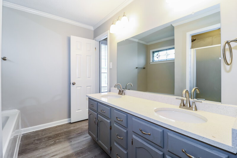 2,550/Mo, 3099 Brandon Way Ln Lakeland, TN 38002 Main Bathroom View