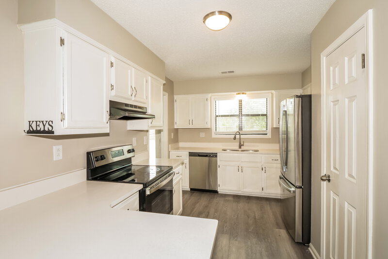 1,765/Mo, 6801 Bramble Ln Walls, MS 38680 Kitchen View