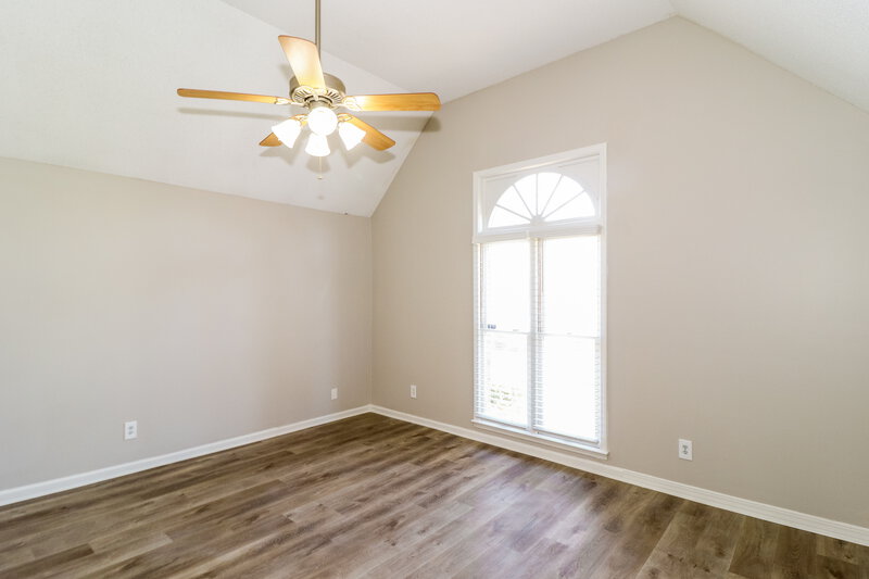 1,795/Mo, 735 Grovewood Drive Cordova, TN 38018 Main Bedroom View