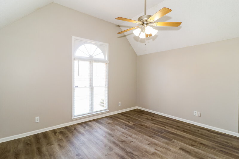 1,795/Mo, 735 Grovewood Drive Cordova, TN 38018 Main Bedroom View 2