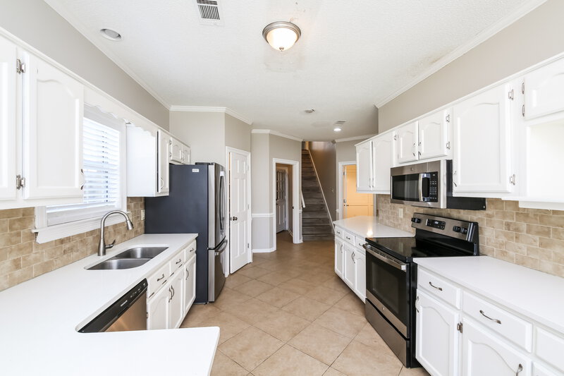 2,190/Mo, 5976 Southbend Ln Olive Branch, MS 38654 Kitchen View 2
