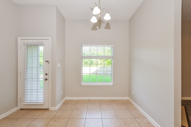 1,760/Mo, 8280 Dexter Ridge Cv E Memphis, TN 38016 Breakfast Nook View 2