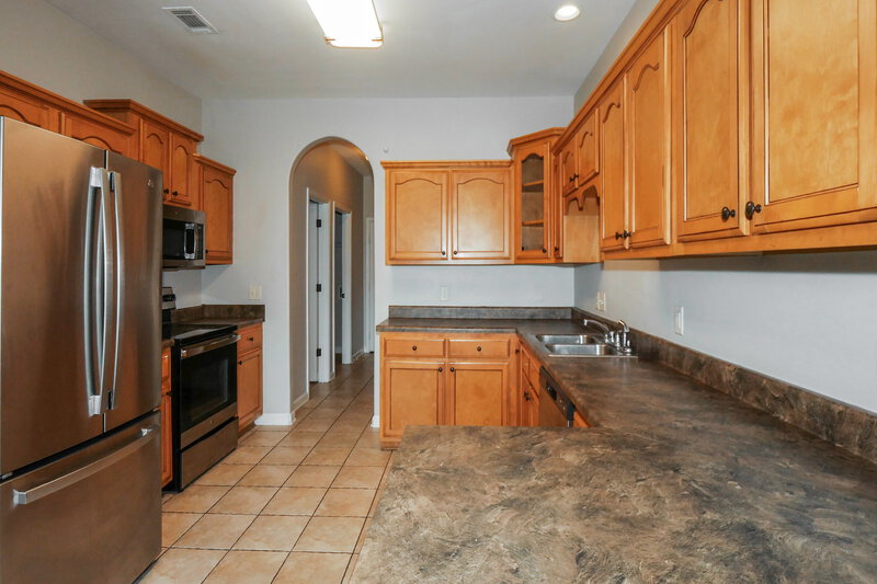 2,275/Mo, 1457 Sawmill Creek Ln Cordova, TN 38016 Kitchen View