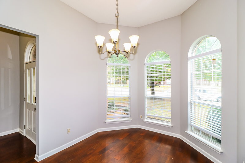 2,710/Mo, 130 Norma Carol Cv Oakland, TN 38060 Dining Room View