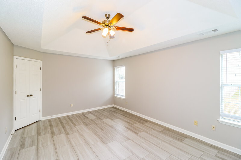2,710/Mo, 130 Norma Carol Cv Oakland, TN 38060 Main Bedroom View