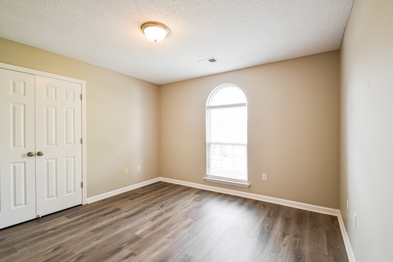0/Mo, 8153 Green Valley Cove Southaven, MS 38671 Bedroom View 2