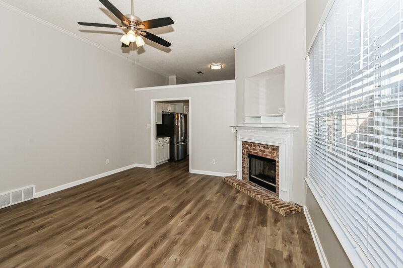 1,795/Mo, 8698 Macon Road Cordova, TN 38018 Living Room View 2