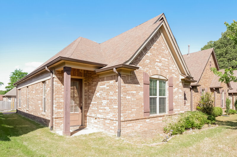 1,940/Mo, 6893 Raleigh Lagrange Rd Cordova, TN 38018 Front View