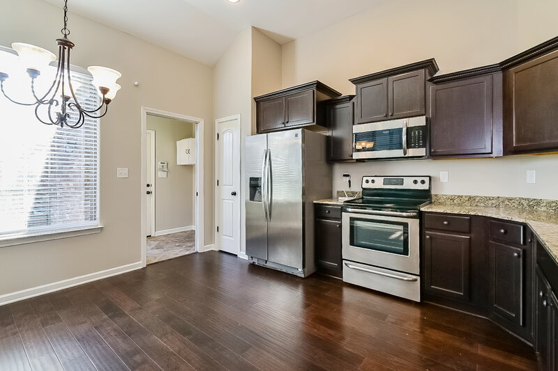 1,945/Mo, 6893 Raleigh Lagrange Rd Cordova, TN 38018 Kitchen View