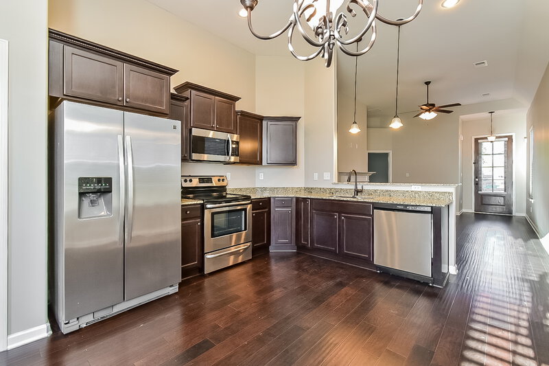 1,945/Mo, 6893 Raleigh Lagrange Rd Cordova, TN 38018 Kitchen View 2