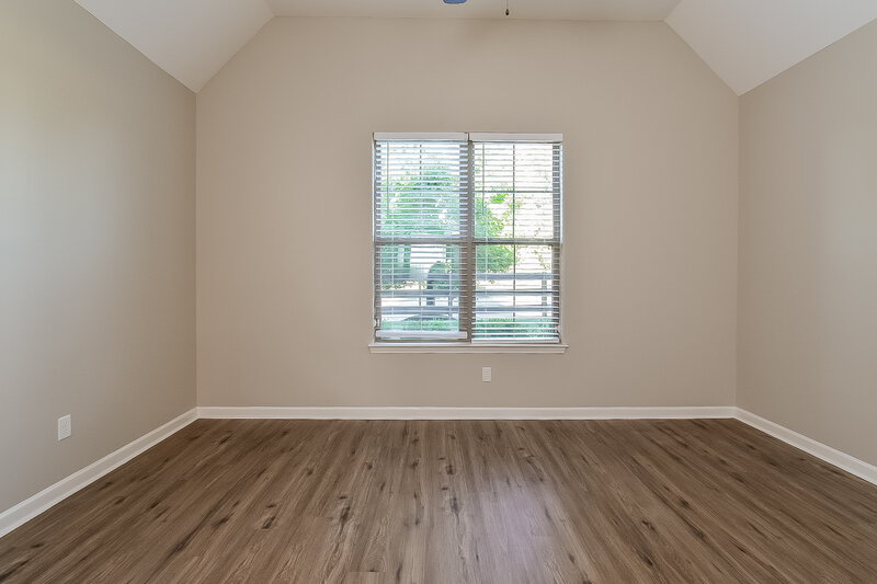 1,945/Mo, 6893 Raleigh Lagrange Rd Cordova, TN 38018 Bedroom View