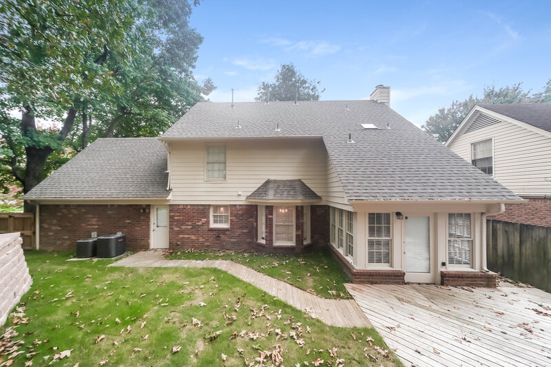 2,930/Mo, 222 Shelley Renee Dr Memphis, TN 38018 Rear View