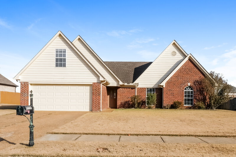 2,010/Mo, 5086 Jon Oak Dr Arlington, TN 38002 External View