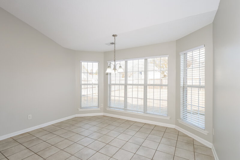 2,010/Mo, 5086 Jon Oak Dr Arlington, TN 38002 Dining Room View