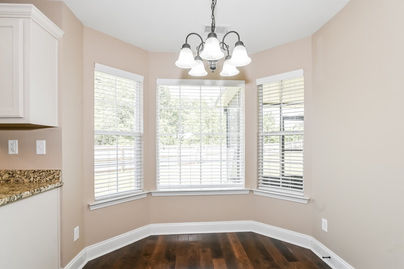 2,200/Mo, 2959 Flora Lee Dr S Nesbit, MS 38651 Breakfast Nook View