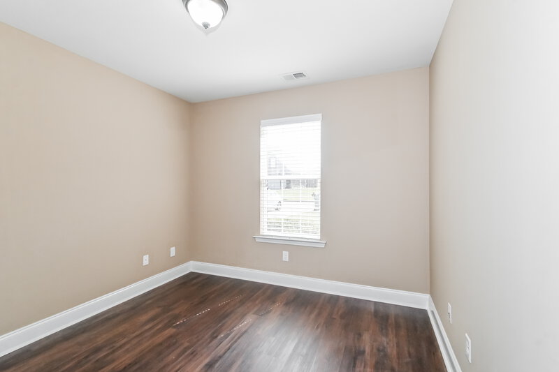 2,200/Mo, 2959 Flora Lee Dr S Nesbit, MS 38651 Bedroom View