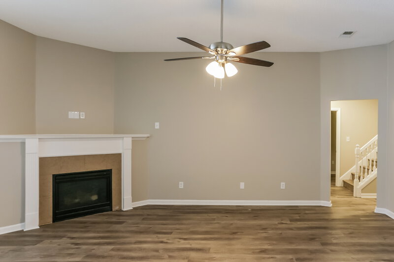 2,180/Mo, 2943 Dawkins Cove Southaven, MS 38672 Living Room View