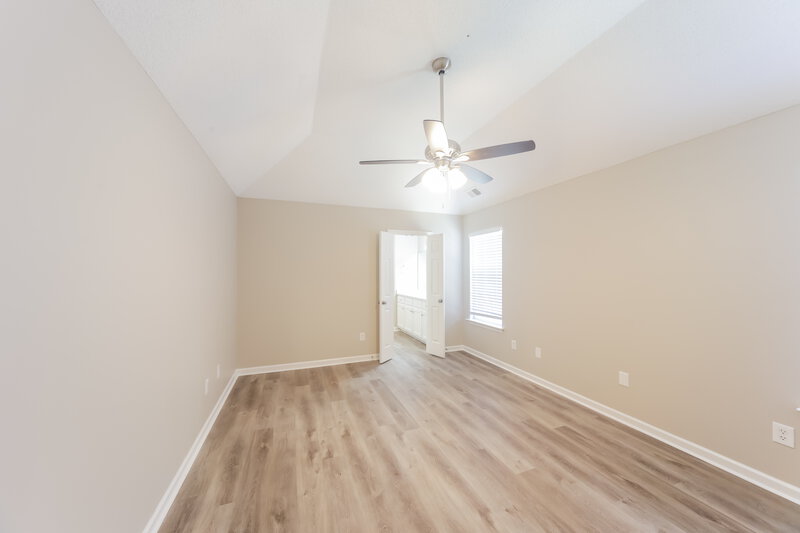 2,180/Mo, 2943 Dawkins Cove Southaven, MS 38672 Main Bedroom View