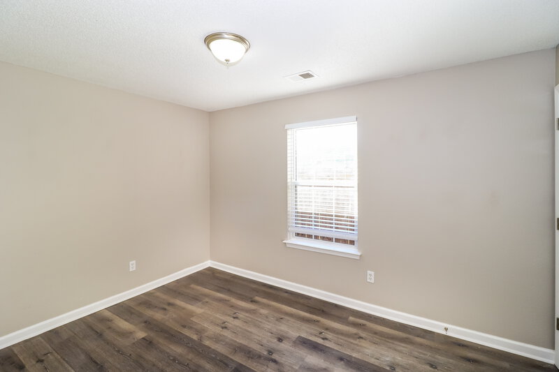 2,640/Mo, 7813 Fallstone Rd Memphis, TN 38125 Bedroom View