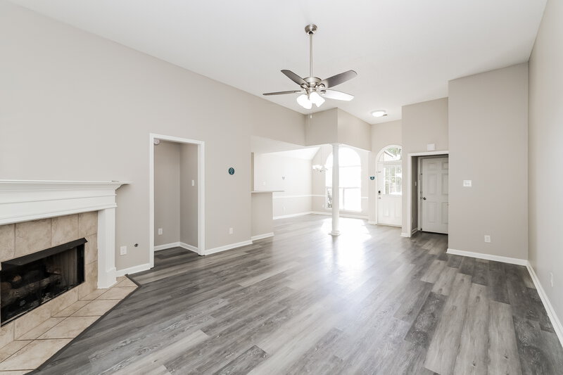 1,900/Mo, 6890 Seaside Dr Cordova, TN 38018 Living Room View