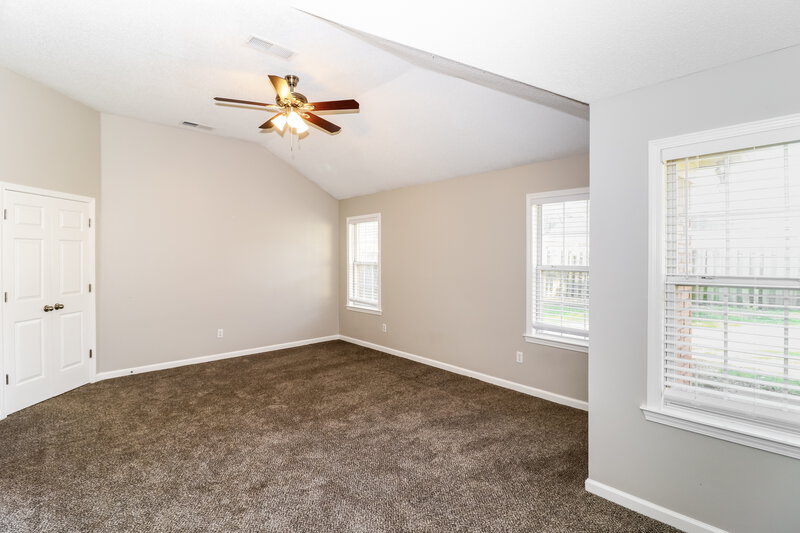 1,870/Mo, 9292 Tamhaven Dr Cordova, TN 38016 Main Bedroom View 2