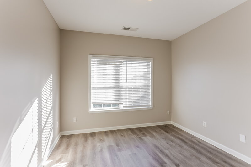 2,490/Mo, 3193 Rosebrook Cir N Southaven, MS 38672 Bedroom View