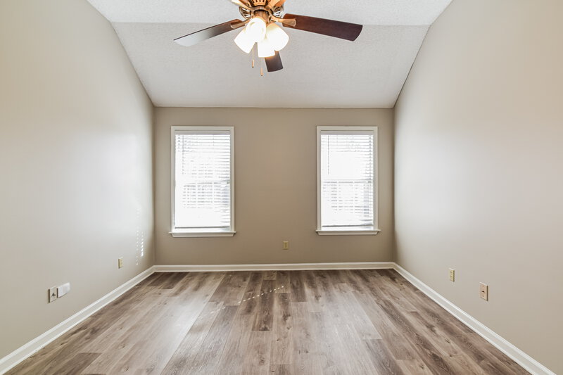 1,815/Mo, 1124 Dove Hollow Cir E Cordova, TN 38018 Main Bedroom View